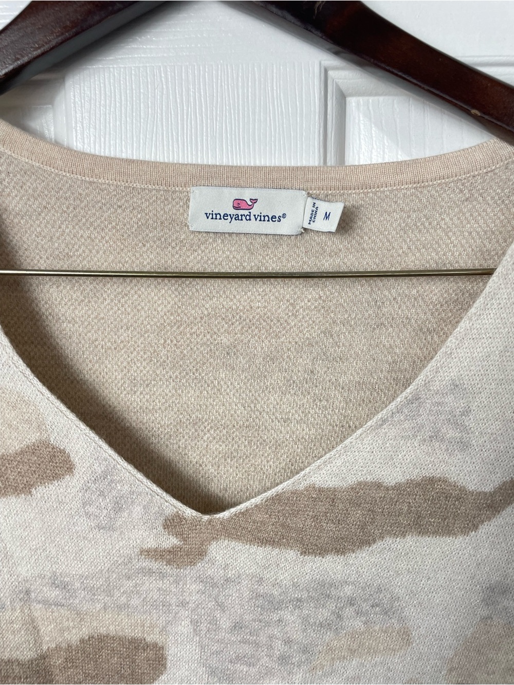 Vineyard Vines‎ M Cashmere Blend Sweater Desert Camo Medium Women’s Top Shirt - Picture 3 of 9